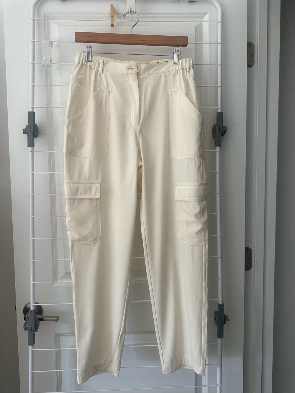 Max Studio Cream Cargo Pants - Utility Pocket Design